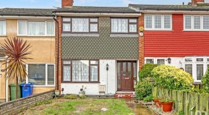 3 bedroom Terraced house in Grays (RM17)