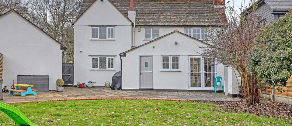 3 bedroom Detached house in Brentwood (CM15)