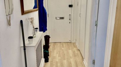 2 bedroom Apartment in London (SE16)