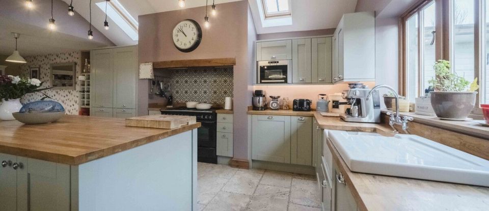 6 bedroom Detached house in Prickwillow (CB7)