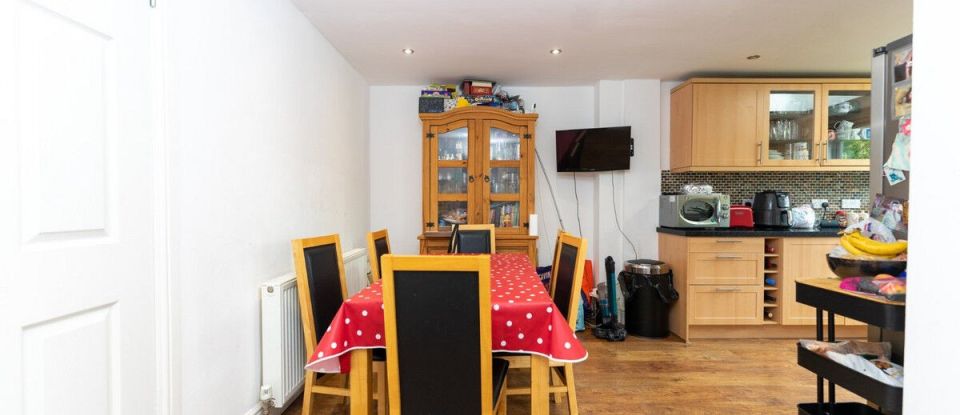 3 bedroom Terraced house in Ware (SG12)