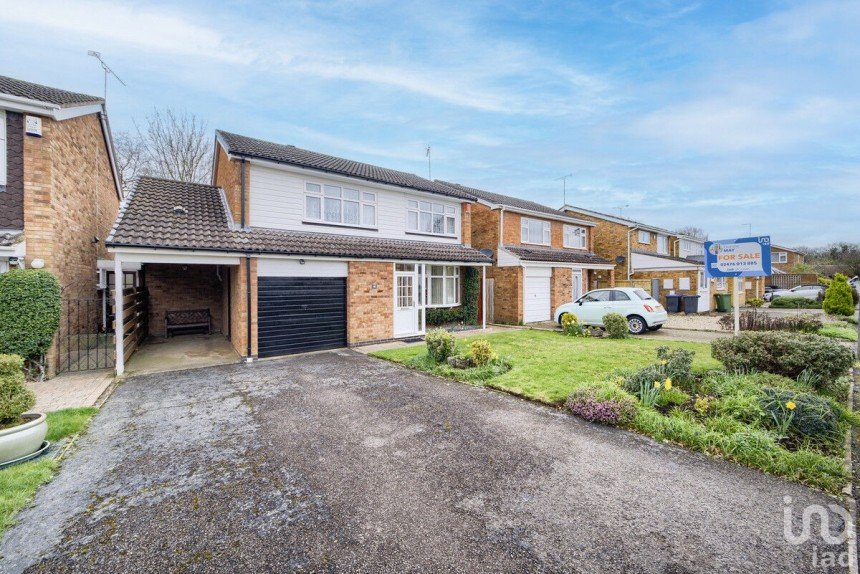4 bedroom Detached house in Coventry (CV3)