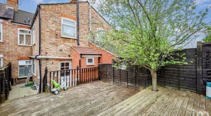 3 bedroom Terraced house in Woodford Green (IG8)