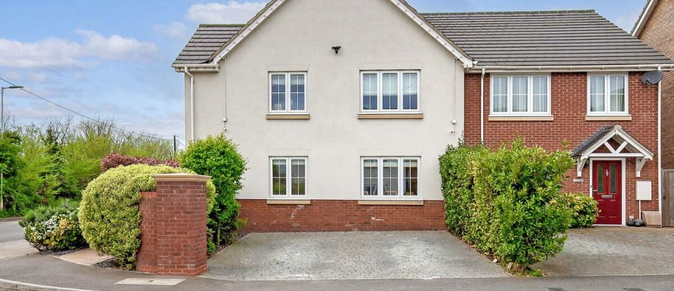 5 bedroom Semi detached house in Basildon (SS13)