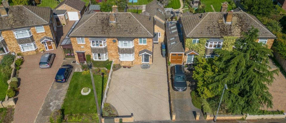 4 bedroom Semi detached house in Ely (CB7)